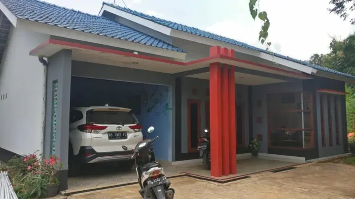 Батуретно: Yati Homestay
