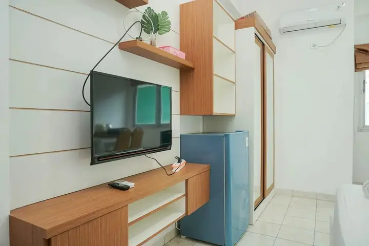 Депок: Rose Rooms @ Apartemen Margonda Residence by ZUZU