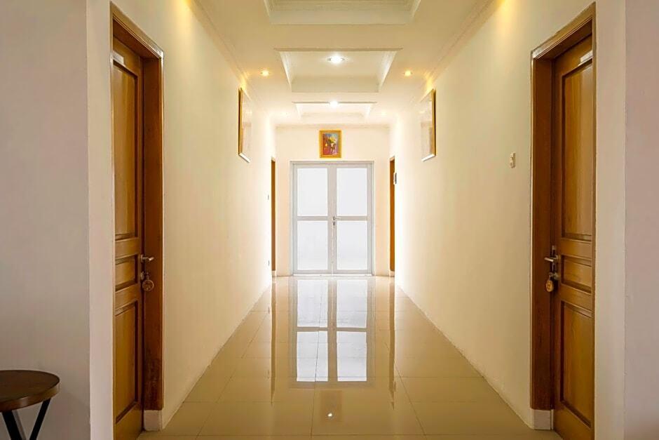 Бандунг: RedDoorz near Exit Toll Moh Toha