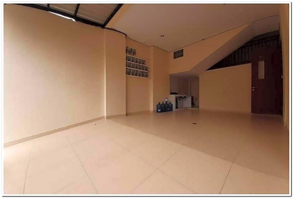 Джакарта: KoolKost @ Johar Baru Utara (Minimum Stay 6 Nights)