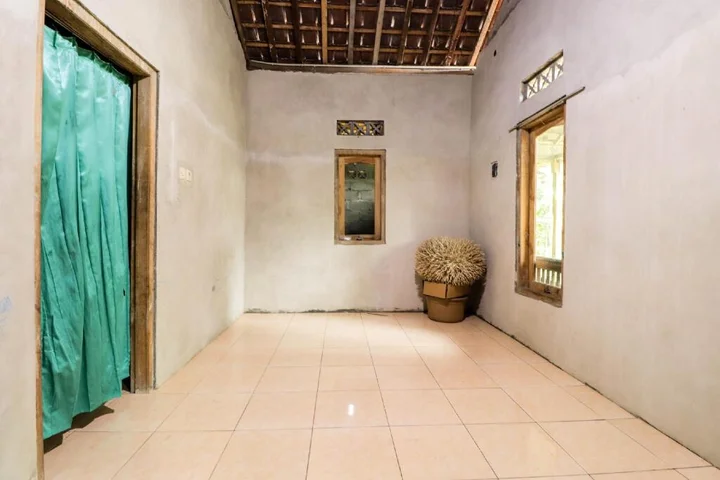 Батуретно: Ana Homestay Syariah