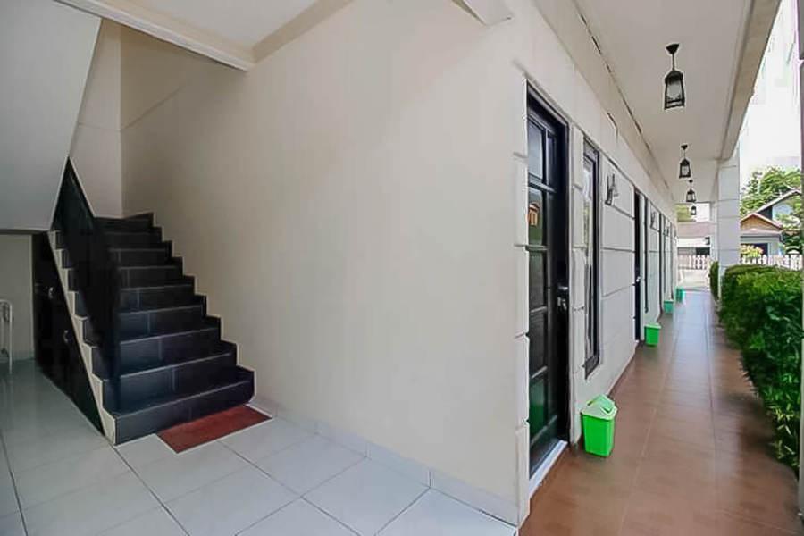 RedDoorz @ Wisma Pangrango — фото 6