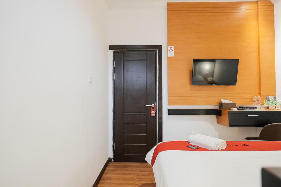 RedDoorz near RS Royal Prima Medan 2 — фото 6