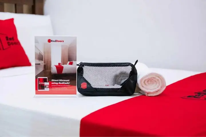 Медан: RedDoorz Plus @ Jalan Letda Sujono Medan 2