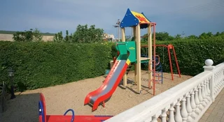 Николаевка: Semejnyij Guest House