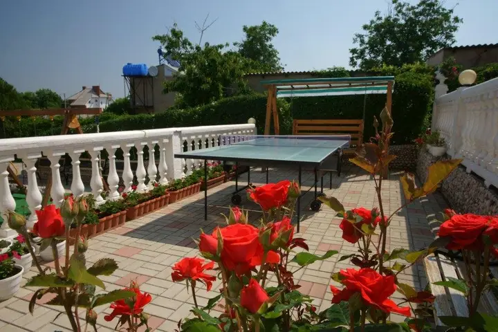 Semejnyij Guest House — фото 1
