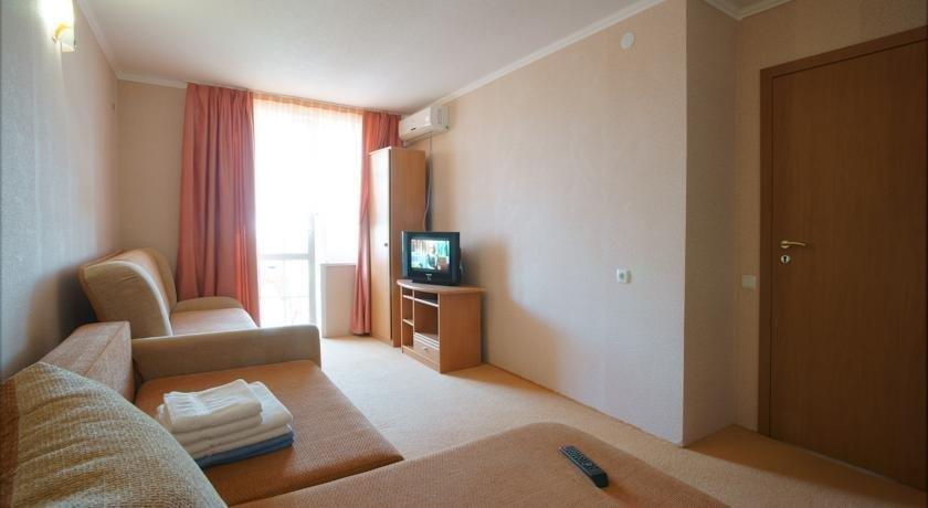 Николаевка: Semejnyij Guest House