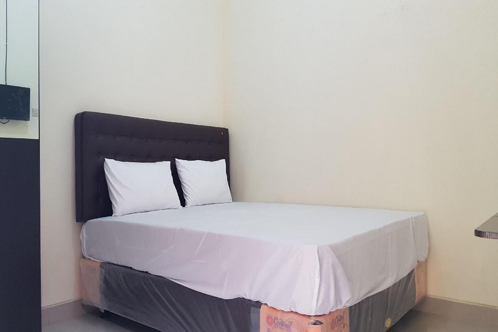 Депок: OYO 90095 Indah Homestay