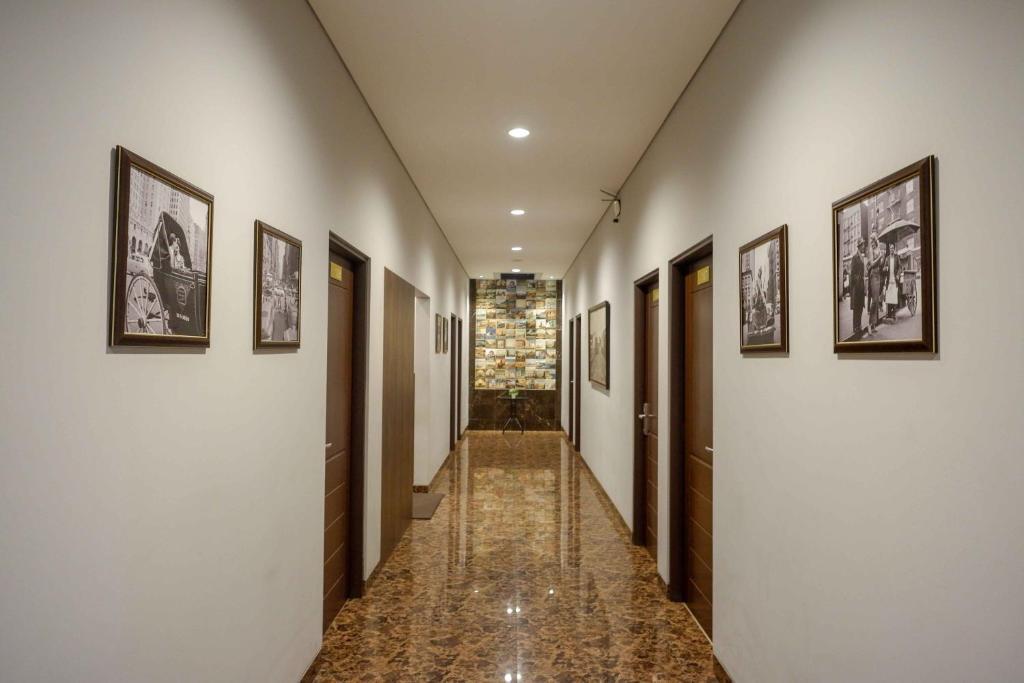 Семаранг: SANS Hotel Empress Simpang Lima