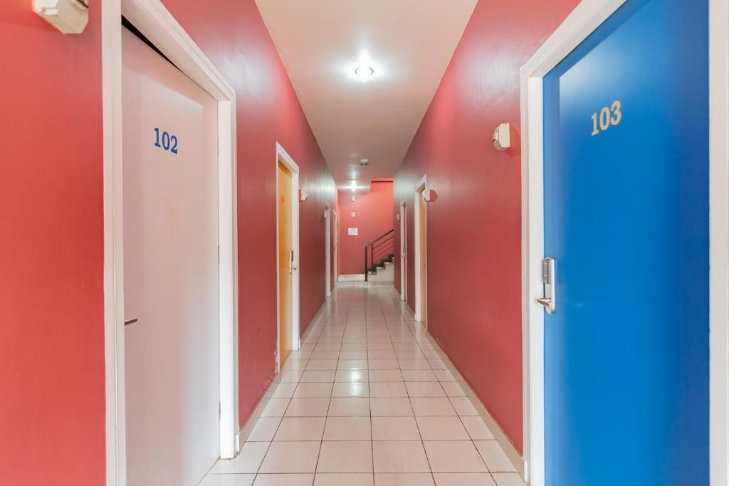 Понтианак: RedDoorz @ Komplek Pontianak Mall
