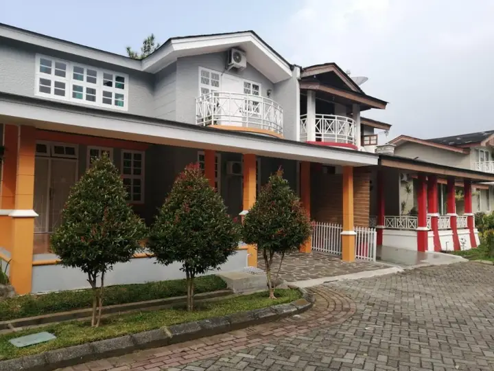 Oyo 3828 Villa Kota Bunga Blok Q — фото 3