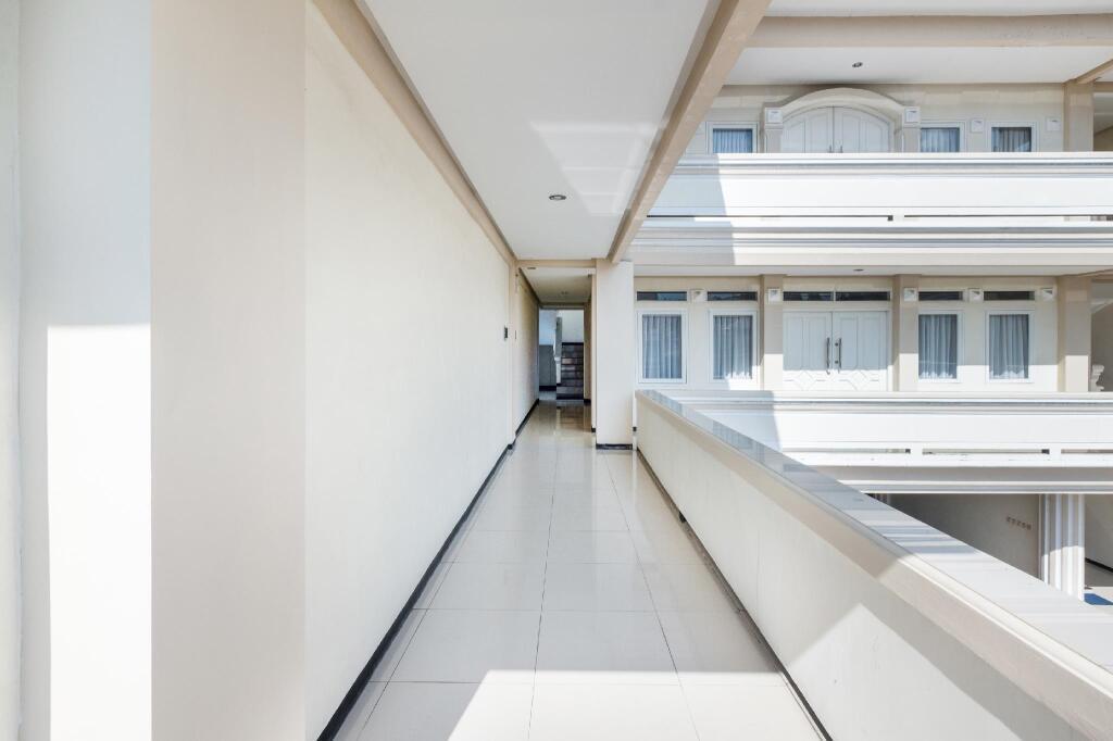 OYO 3809 Dalaga Biru Gedung 2 — фото 1