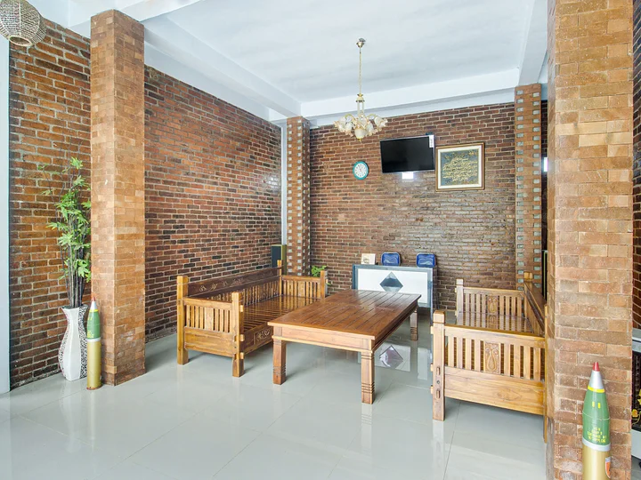 Боробудур: OYO 3355 Homestay Syariah Asyuban
