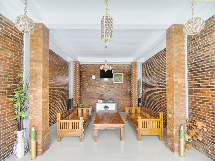 Боробудур: OYO 3355 Homestay Syariah Asyuban
