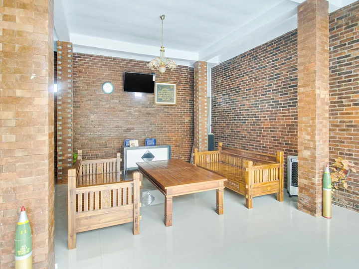 Боробудур: OYO 3355 Homestay Syariah Asyuban