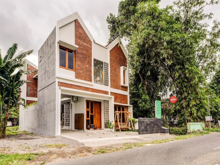 Батуретно: OYO 90099 Twin House