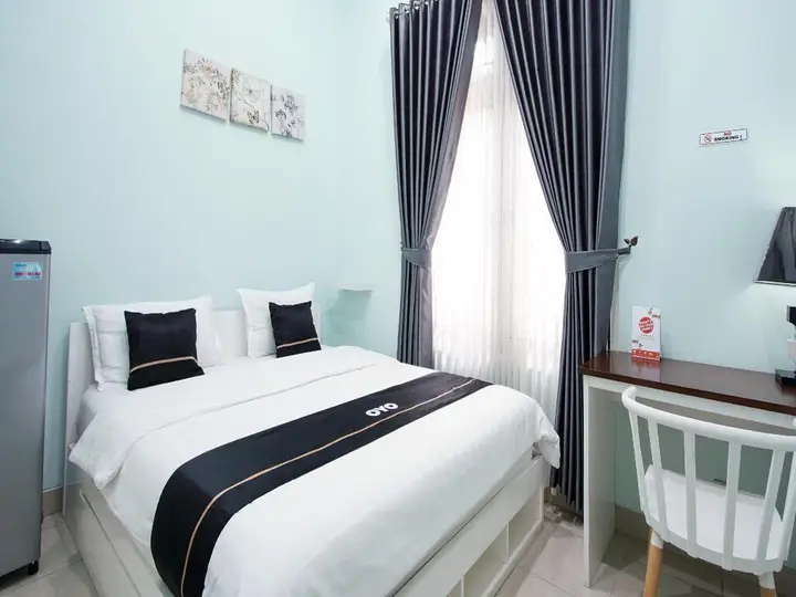 Super OYO Collection O 90023 Damar Kusumo Guest House — фото 2