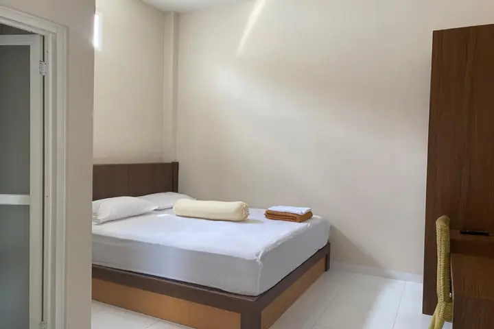Палу: Nietsa Guest House Syariah Palu RedPartner