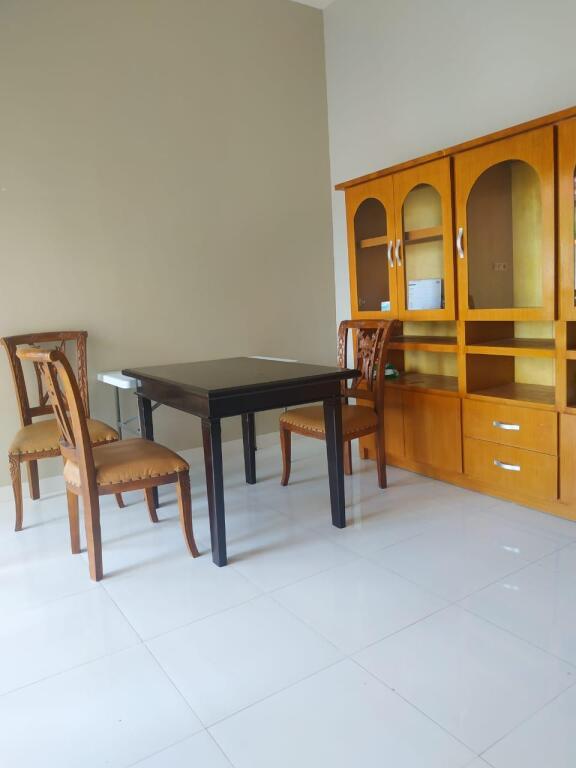 Палу: Nietsa Guest House Syariah Palu RedPartner