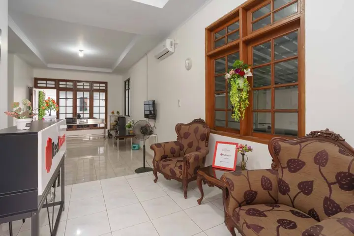 RedDoorz Syariah near Exit Toll Jatiwarna 2 — фото 2