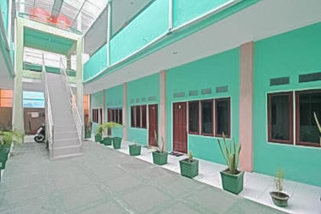 Wisma Tambun Raya RedPartner — фото 2