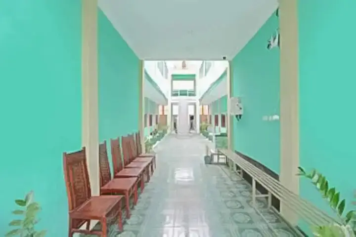 Палангкарая: Wisma Tambun Raya RedPartner