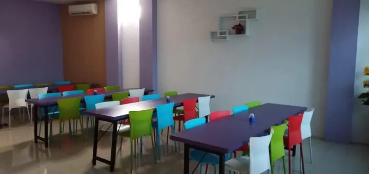 Бекаси: Hotel Ungu Pas Kangen Bekasi