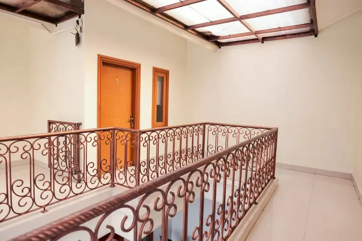 Джакарта: Wisma Delapan
