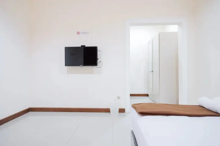 Джакарта: Wisma Delapan