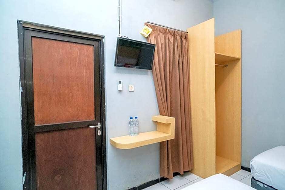 Сукохарджо: KoolKost near Jalan Adi Sucipto Solo