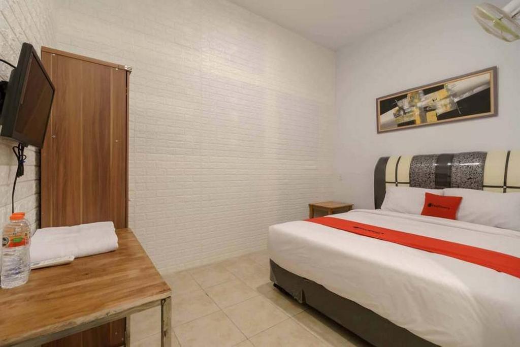 RedDoorz @ Mutiara Residence — фото 5