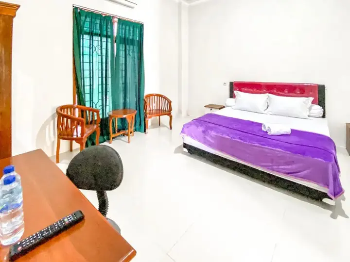 Маланг: Redisa Guest House RedPartner