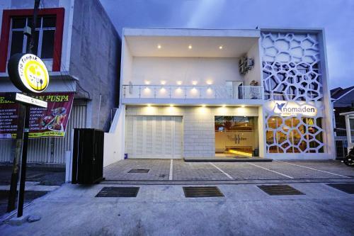Семаранг: Nomaden Urban Stay
