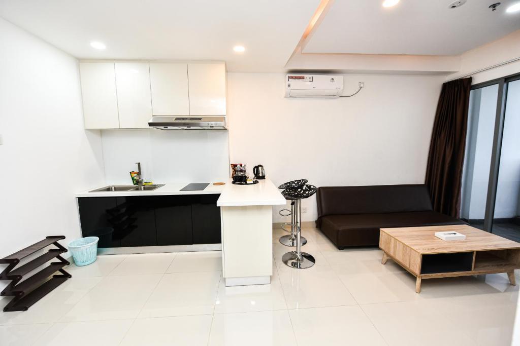 Батам: LOVINA 19-16 at Harbour Bay Residences
