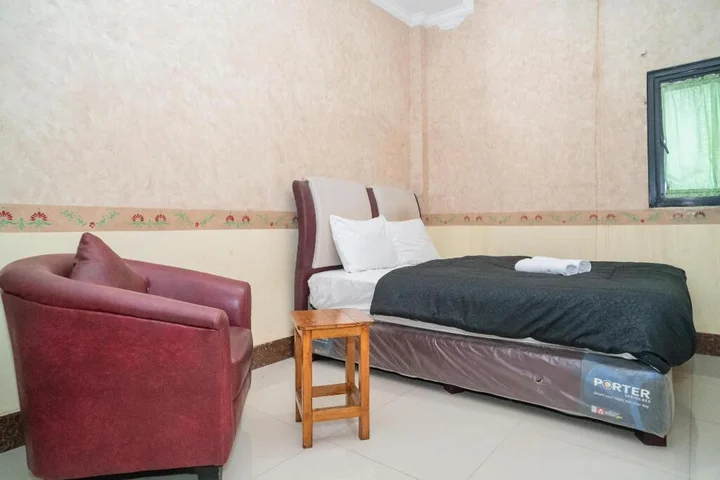 Тангеранг: Hotel Transit Nusa Indah RedPartner