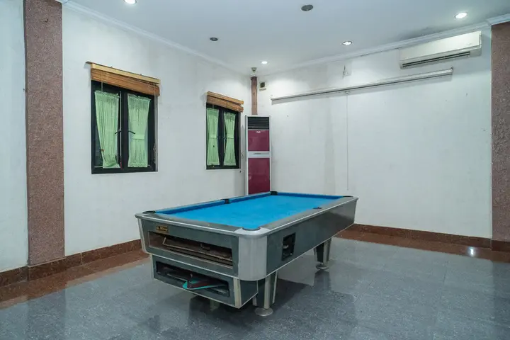 Тангеранг: Hotel Transit Nusa Indah RedPartner