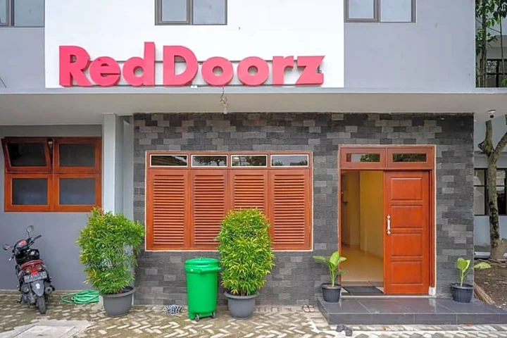 Батуретно: RedDoorz Plus near Jogja City Mall 5
