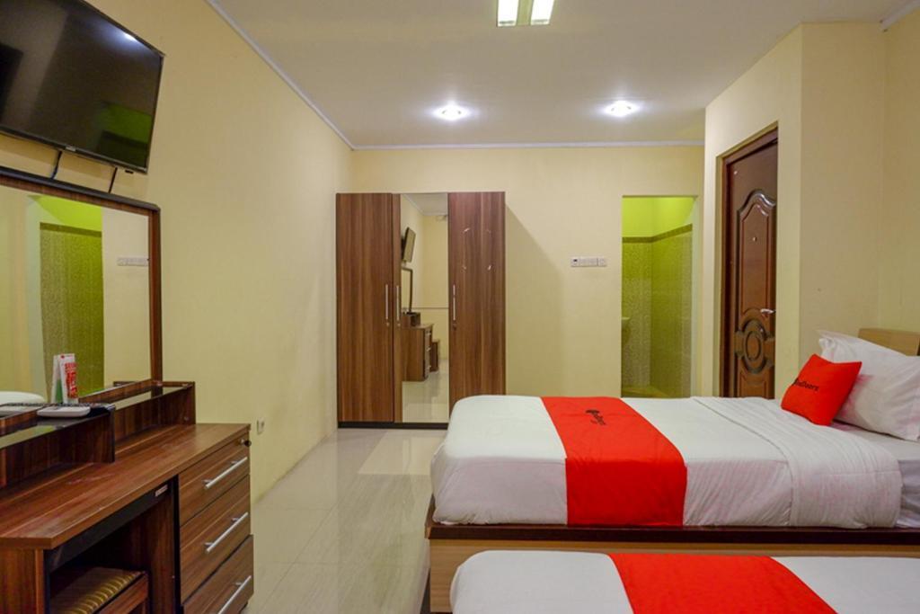 Батуретно: RedDoorz near MM UGM