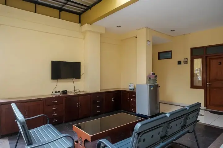 Сукохарджо: RedDoorz @ Solo Baru