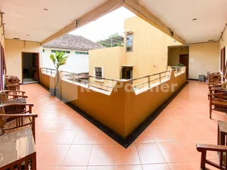 Суракарта: OYO 90249 Istana Griya 2 Hotel