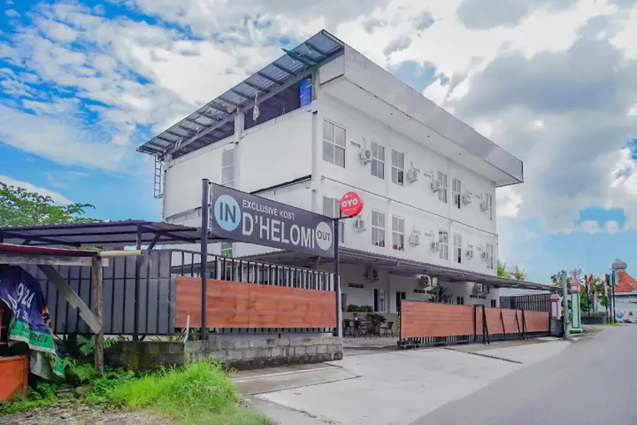 Депок: OYO 90253 DHelomi
