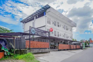 Депок: OYO 90253 DHelomi