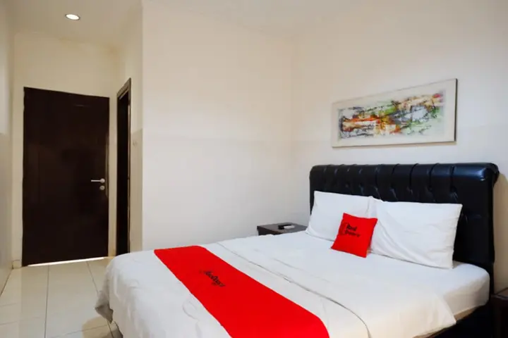 Семаранг: RedDoorz near Wisata Kota Lama Semarang