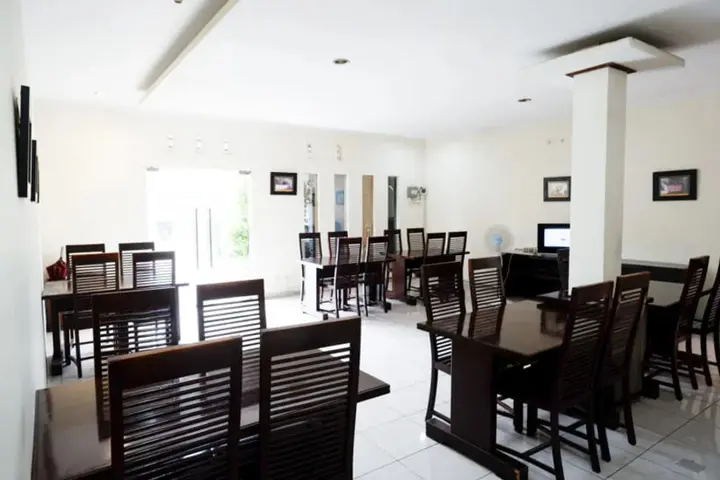 Семаранг: RedDoorz near Wisata Kota Lama Semarang