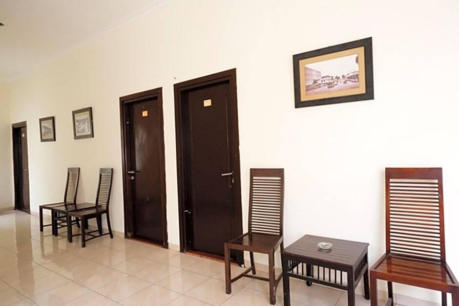 Семаранг: RedDoorz near Wisata Kota Lama Semarang