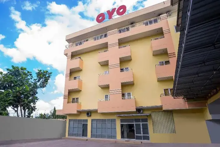 Самаринда: D'Es Guest House