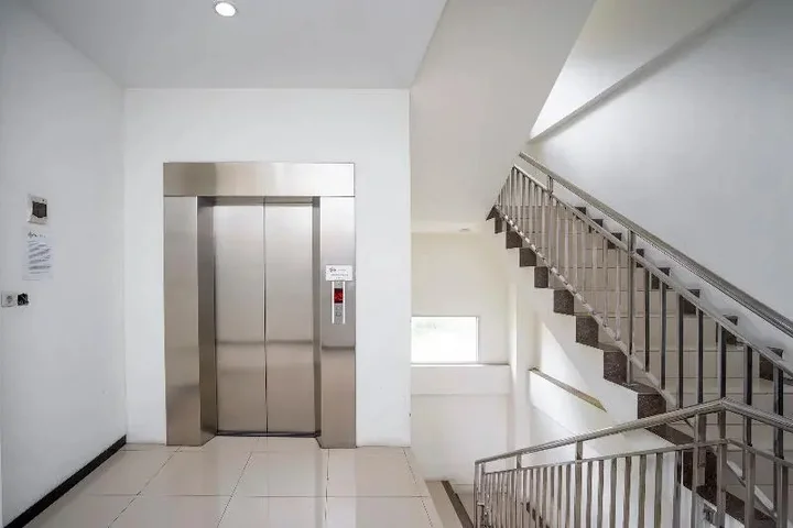 Самаринда: D'Es Guest House
