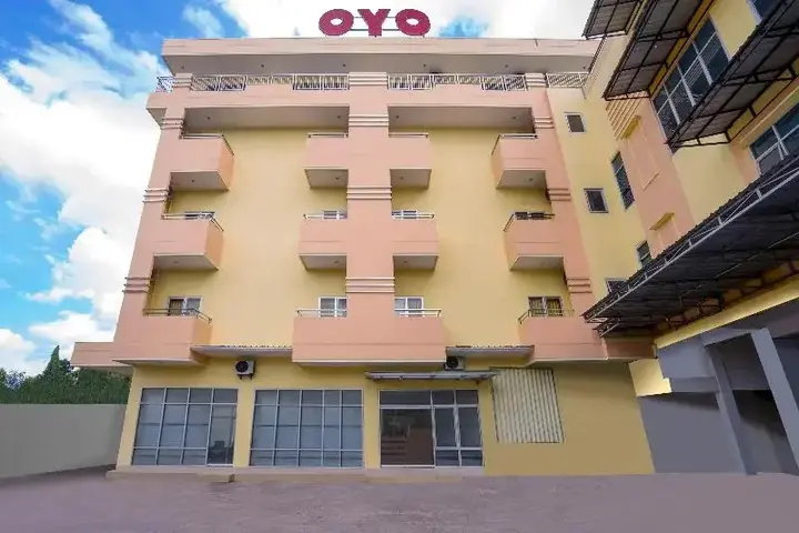 Самаринда: D'Es Guest House