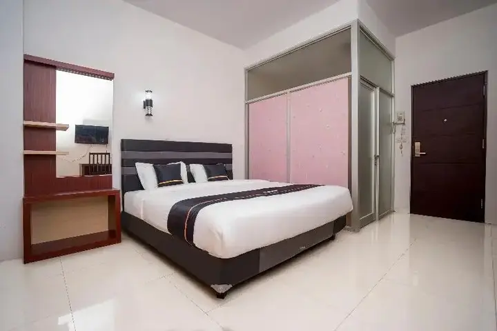 Самаринда: D'Es Guest House
