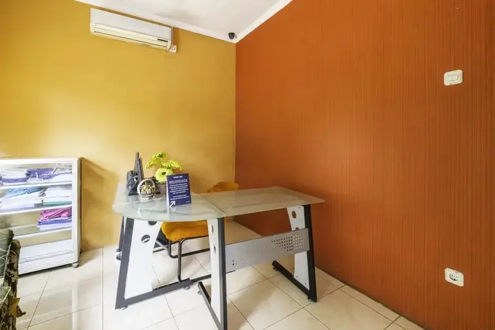 Караванг: Wisma Syariah
